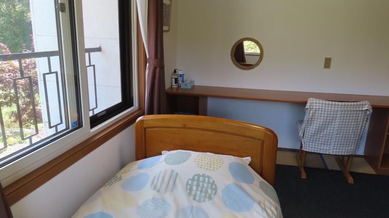 Coro Coro Guest House บิเอะ ภายนอก รูปภาพ